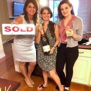 Meet your Posher, Carol